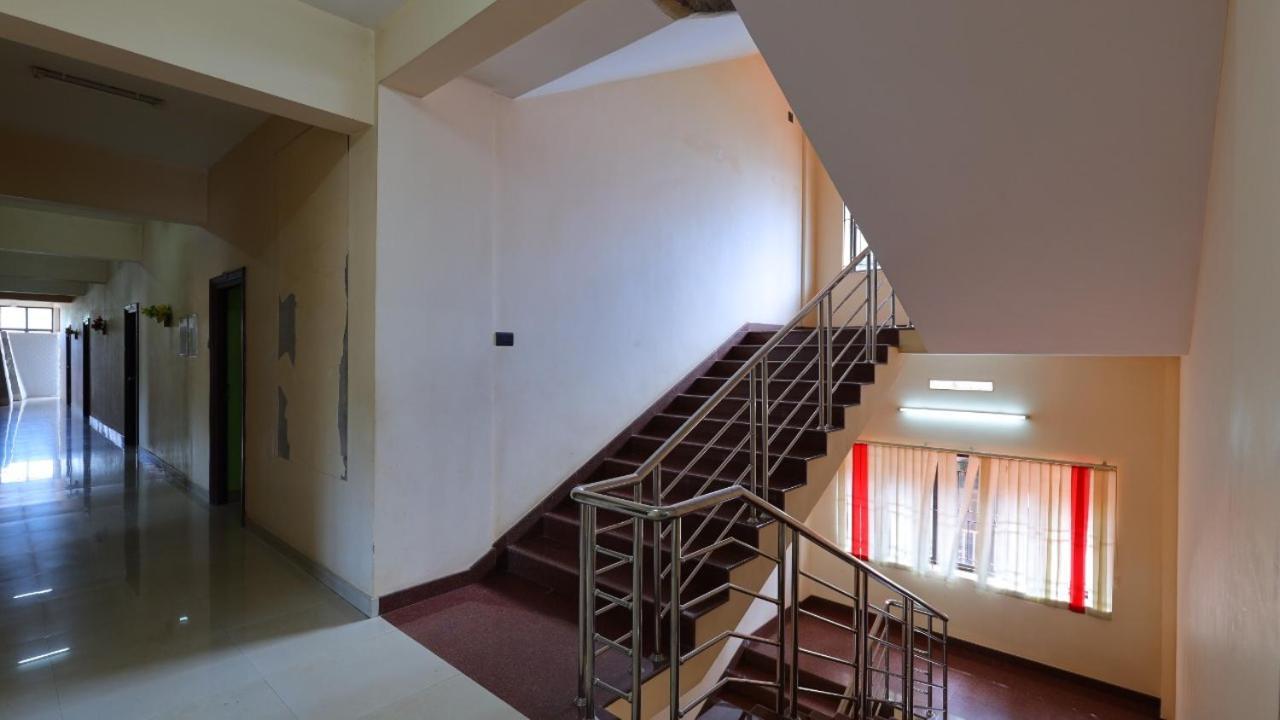 מלון Wadakkanchery Kukuresidency מראה חיצוני תמונה